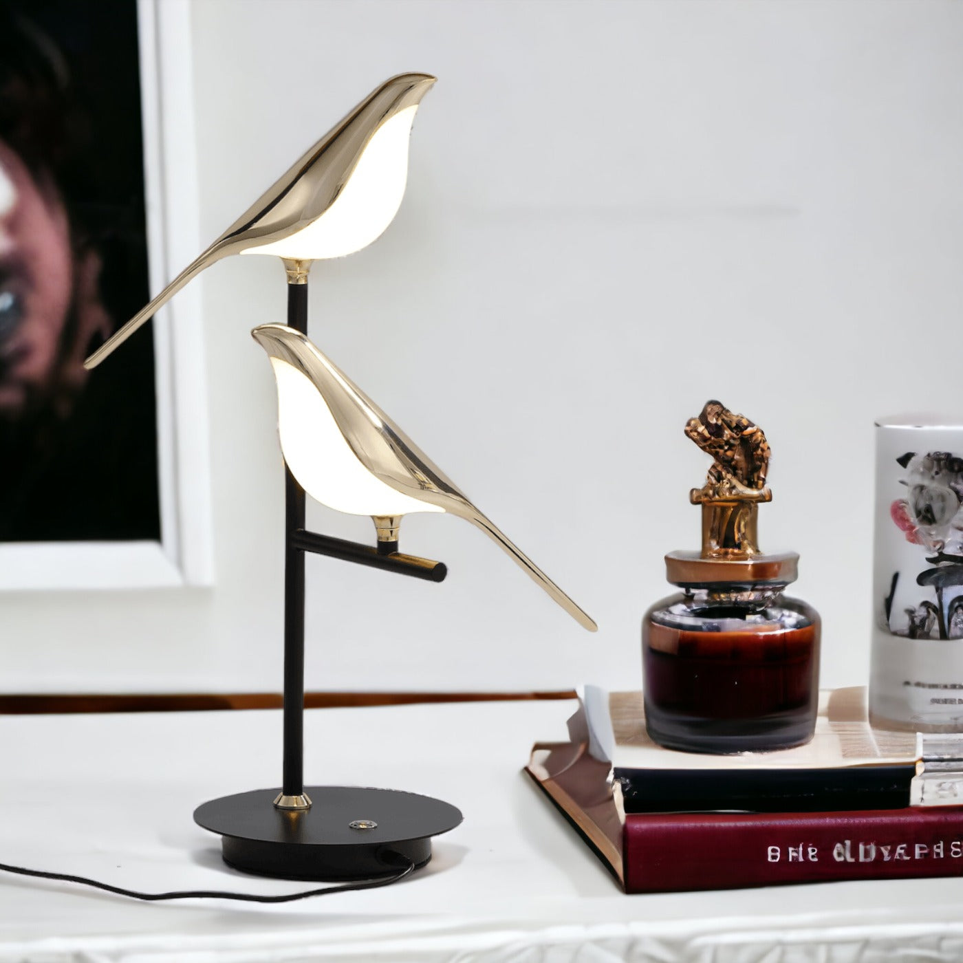Galen Birdlight Wall Sconce | Nordic LED Metal Design, Warm Ambient Lighting