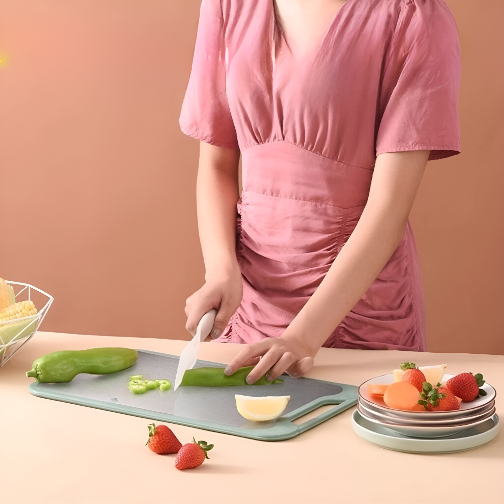 Sable Double-Sided Chopping Board | Stainless Steel & Rice Husk Fiber, Built-In Garlic Grinder