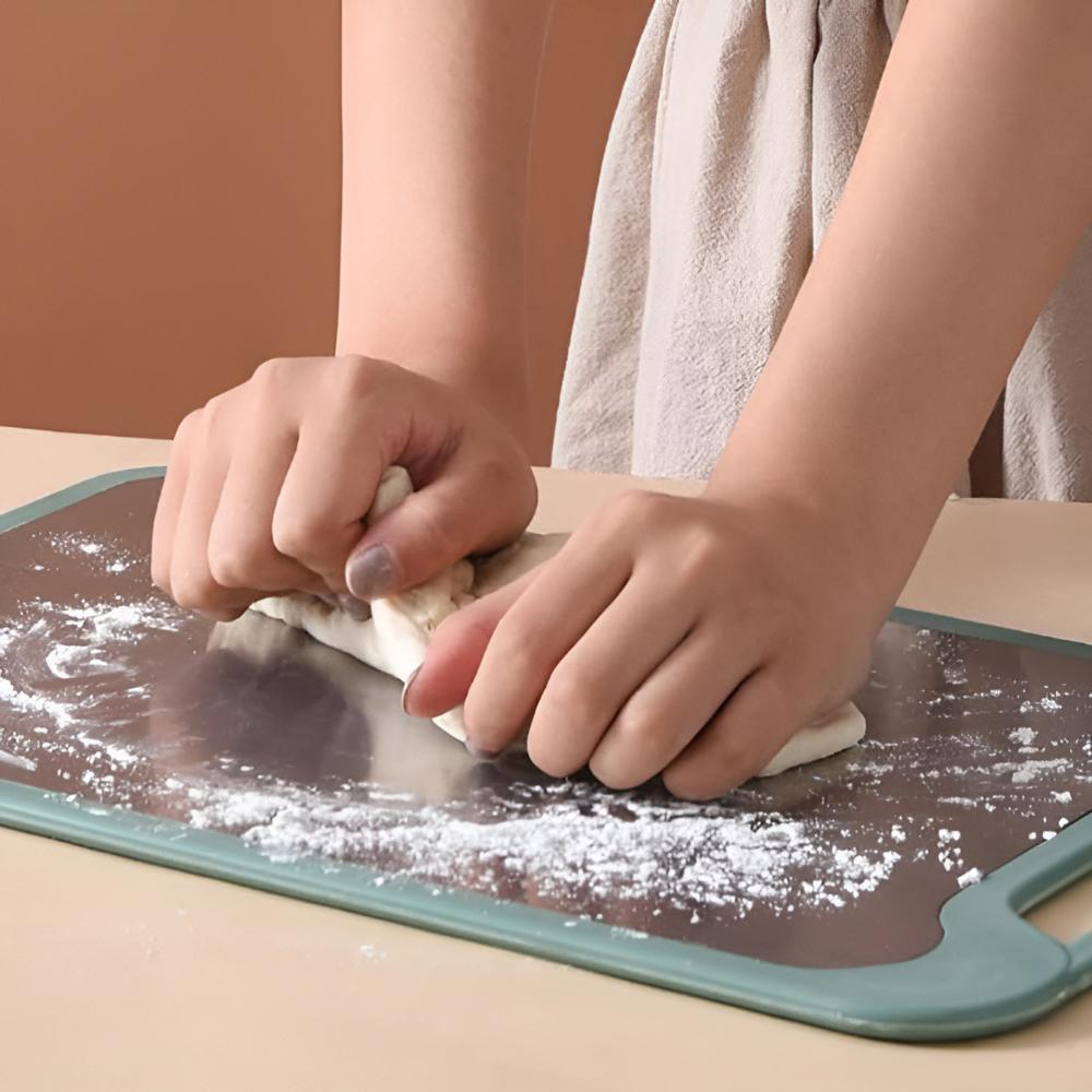 Sable Double-Sided Chopping Board | Stainless Steel & Rice Husk Fiber, Built-In Garlic Grinder