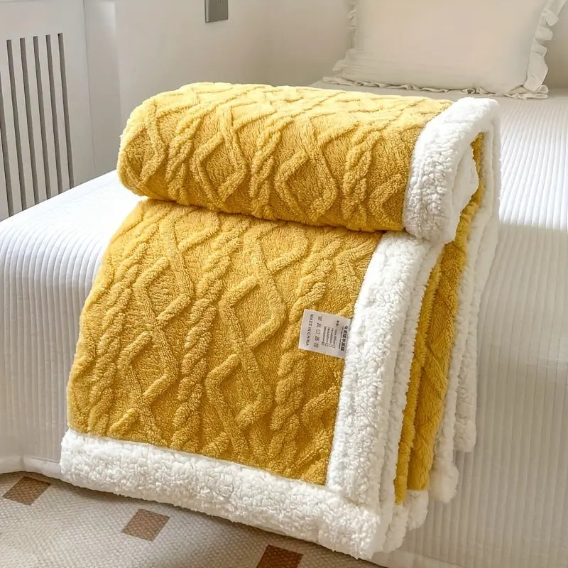Sierra Sherpa Blanket | Reversible Brushed Fleece Cozy Throw