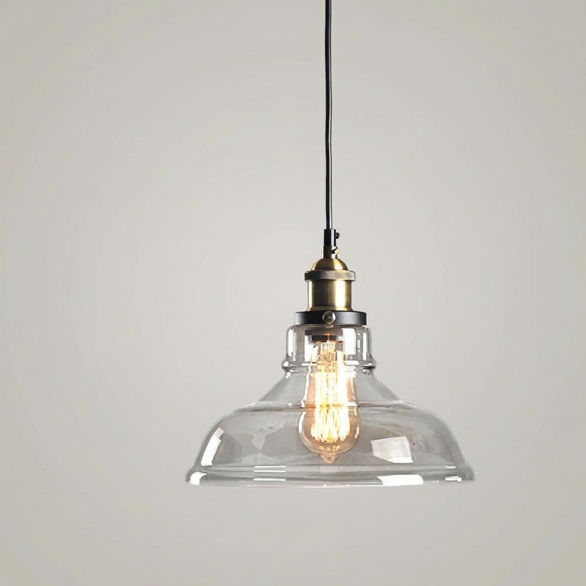 Vero Glass Pendant Light | Vintage Industrial Style, Adjustable for Kitchen Island